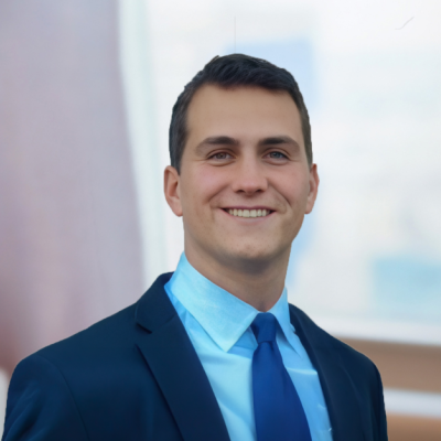 Philip-Lynch_Professional_Cropped